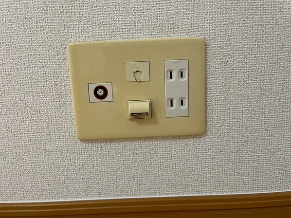 ワイズ コンブリオの物件内観写真